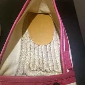 GUCCI
Canvas Mens Striped Alejandro Espadrilles 10 White Dark Pink Gucci | Shoes | Guccicanvas Mens Striped Alejandro  main image 3